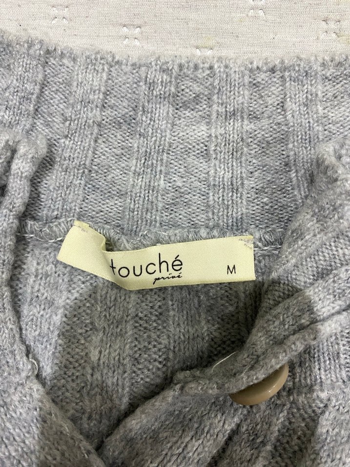 Düğmeli Gri Yün Kadın Kazak - Görsel 3