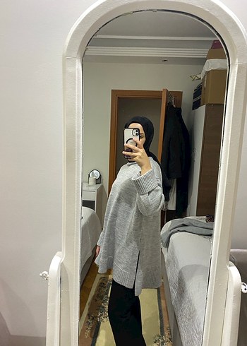 Gri Yüksek Yakalı Salaş Triko Kadın Kazak - Görsel 2