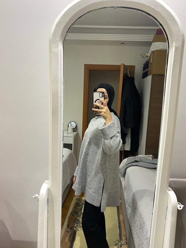 Gri Yüksek Yakalı Salaş Triko Kadın Kazak - Görsel 2