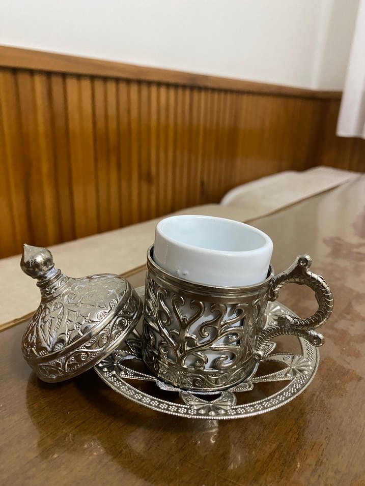 Parlak Bej İşlemeli Kahve Fincanı ve Tabağı - Görsel 2