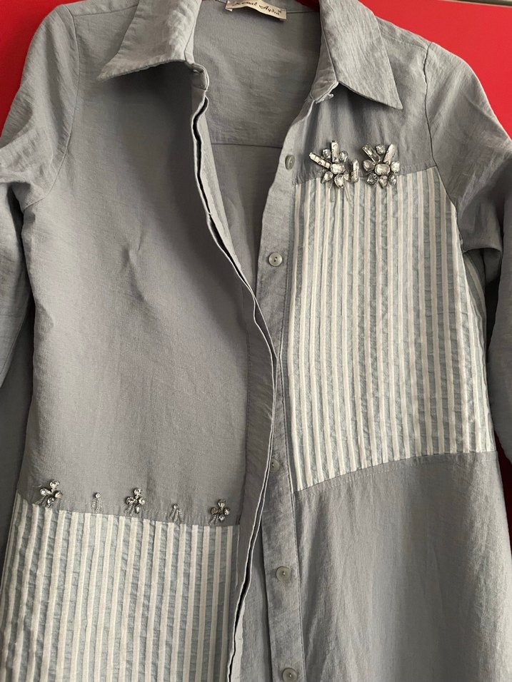 Gri Uzun Düğmeli Nakışlı tunik - Görsel 2