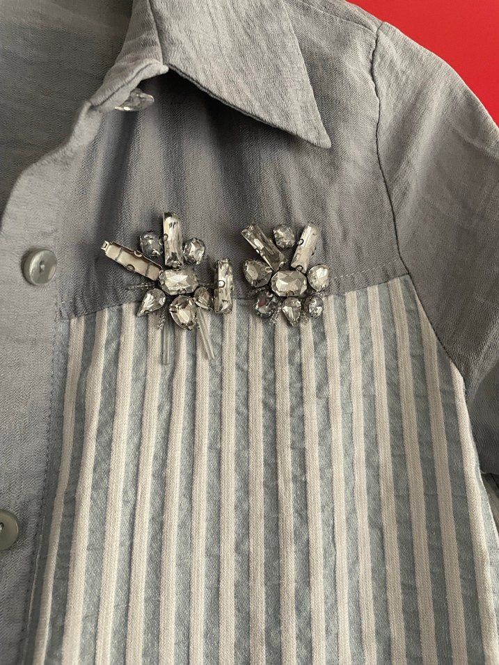 Gri Uzun Düğmeli Nakışlı tunik - Görsel 3