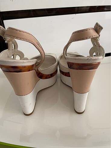 38 Beden beyaz Renk Gucci