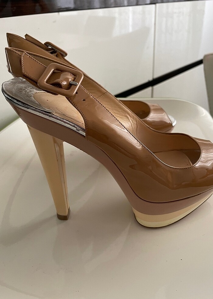 Louboutin - Görsel 2