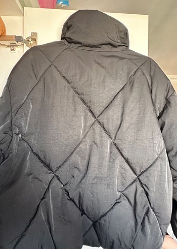 Bershka şişme mont - Görsel 4