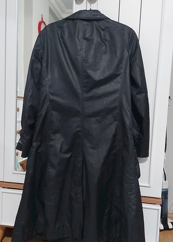 Uzun Siyah Kadın Yağmurluk Kemerli - Görsel 4