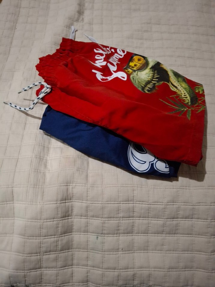 Çocuk Renkli Desenli Şortlar - Görsel 3