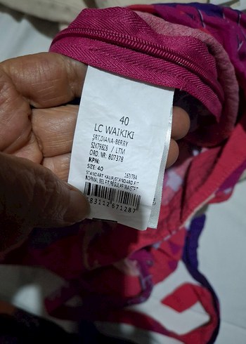 Pembe Batik Desenli Salaş Mini Şort - Görsel 7