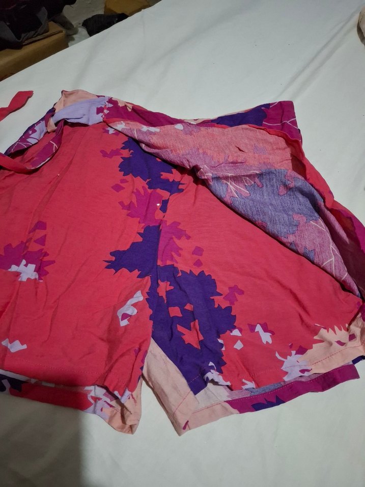 Pembe Batik Desenli Salaş Mini Şort - Görsel 2