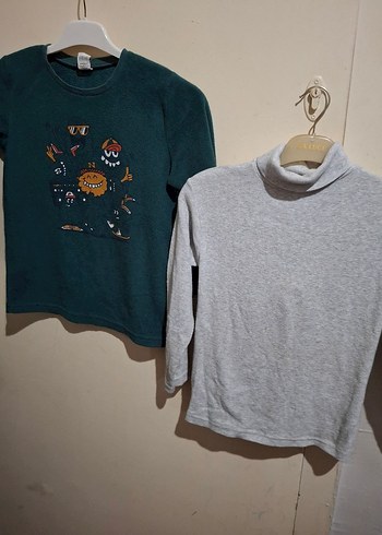 2 tane  bogazlı  tısort  ve bısıklet yaka ust tısort - Görsel 2