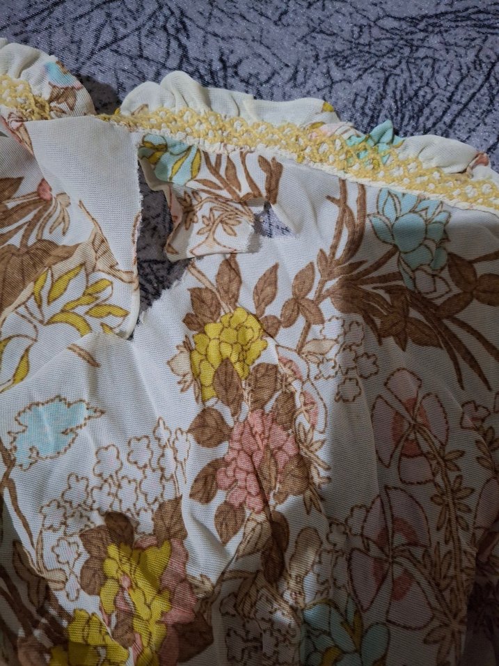 Nakışlı Bej Pastel Yatak Örtüsü - Görsel 4