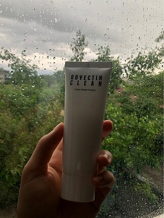 Rovectin clean lotus water cream