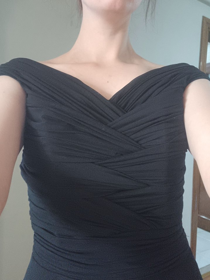 Siyah V Yaka Drapeli Midi Abiye Elbise - Görsel 2