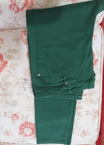 Limon Company Limon marka pantalon, Sadece 1 kez kullandım.