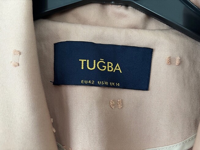 xl Beden Tuğba giyim trençkot