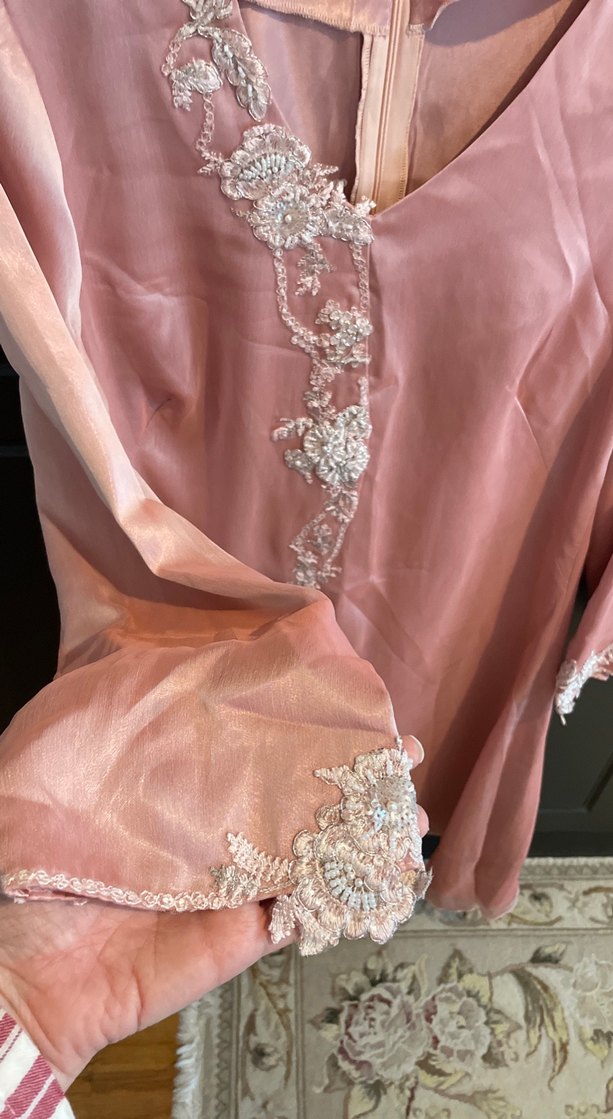 Nakış Detaylı Pembe Uzun Kadın Elbise - Görsel 2