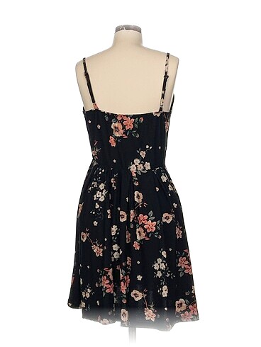 38 Beden Vintage Love Kısa Elbise %70 İndirimli.