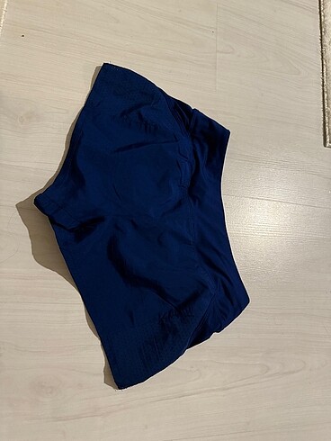 xs Beden Nike şort