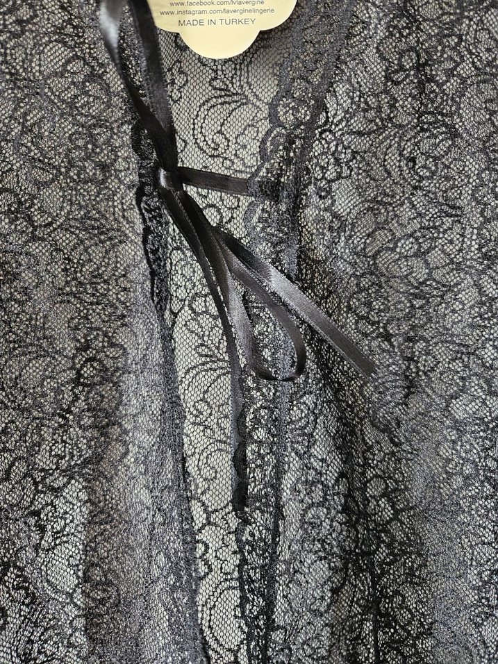 Siyah Nakışlı Uzun Kollu Gotik Kadın Sabahlık - Görsel 4