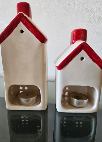 Kırmızı Çatılı Beyaz Ev Biblo Seti - Görsel 2