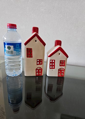 Kırmızı Çatılı Beyaz Ev Biblo Seti - Görsel 5