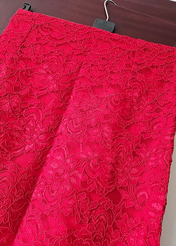 Dantel Detaylı Kırmızı Midi Eteği - Görsel 4