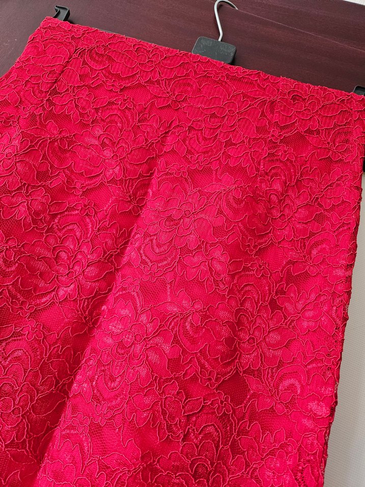 Dantel Detaylı Kırmızı Midi Eteği - Görsel 4