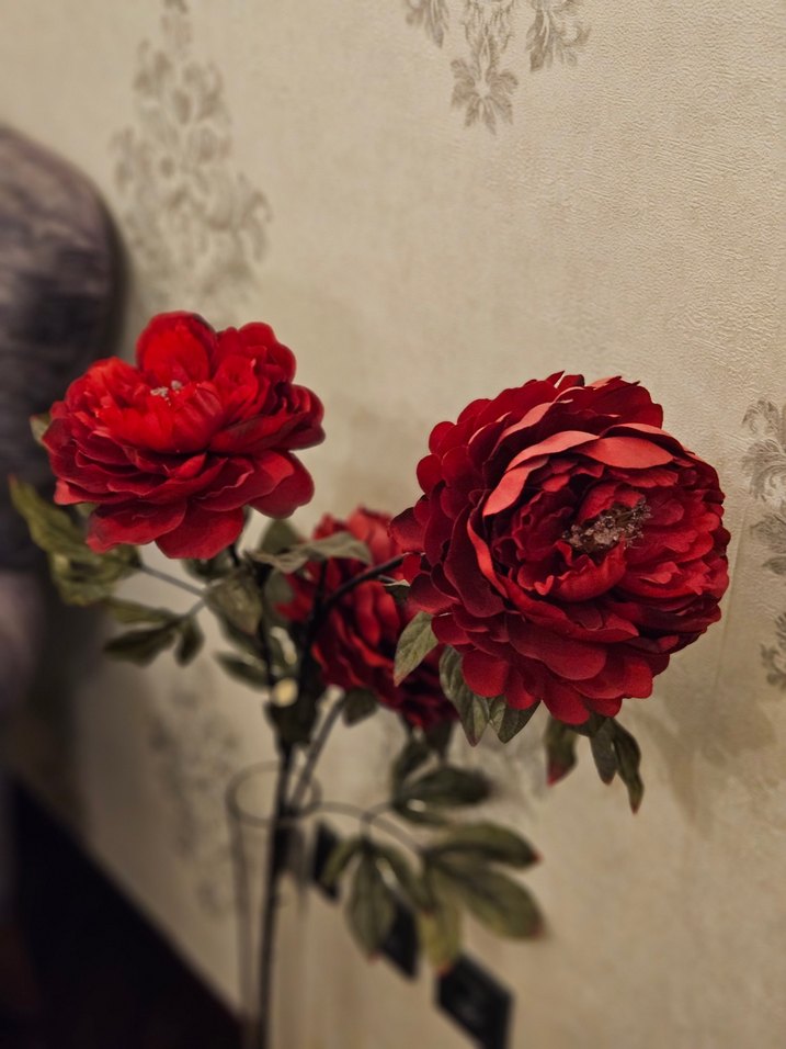 Koyu Kırmızı Yapay Çiçek - Görsel 4