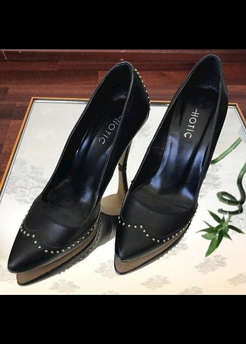Siyah Deri Stiletto Kadın Topuklu Ayakkabı