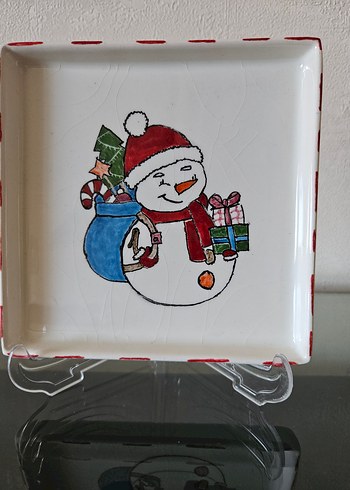 Renkli Karakterli Yeni Yıl Seramik Tabak - Görsel 2