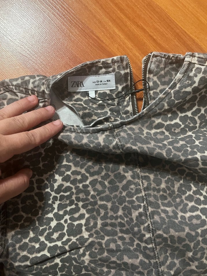 Kız Çocuk Gri Zebra Desenli Kısa elbise - Görsel 3