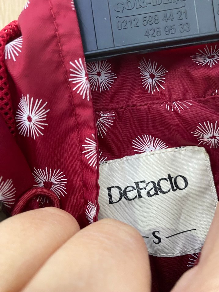 Bordo Desenli Uzun Kollu Midi Yağmurluk - Görsel 4