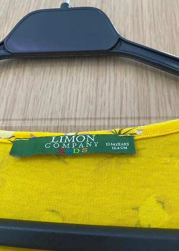 Sarı Renkli Kolsuz Kız Çocuk Elbisesi - Görsel 5