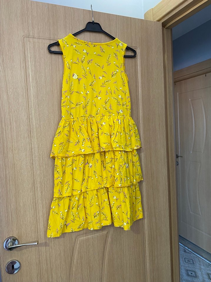 Sarı Renkli Kolsuz Kız Çocuk Elbisesi - Görsel 4