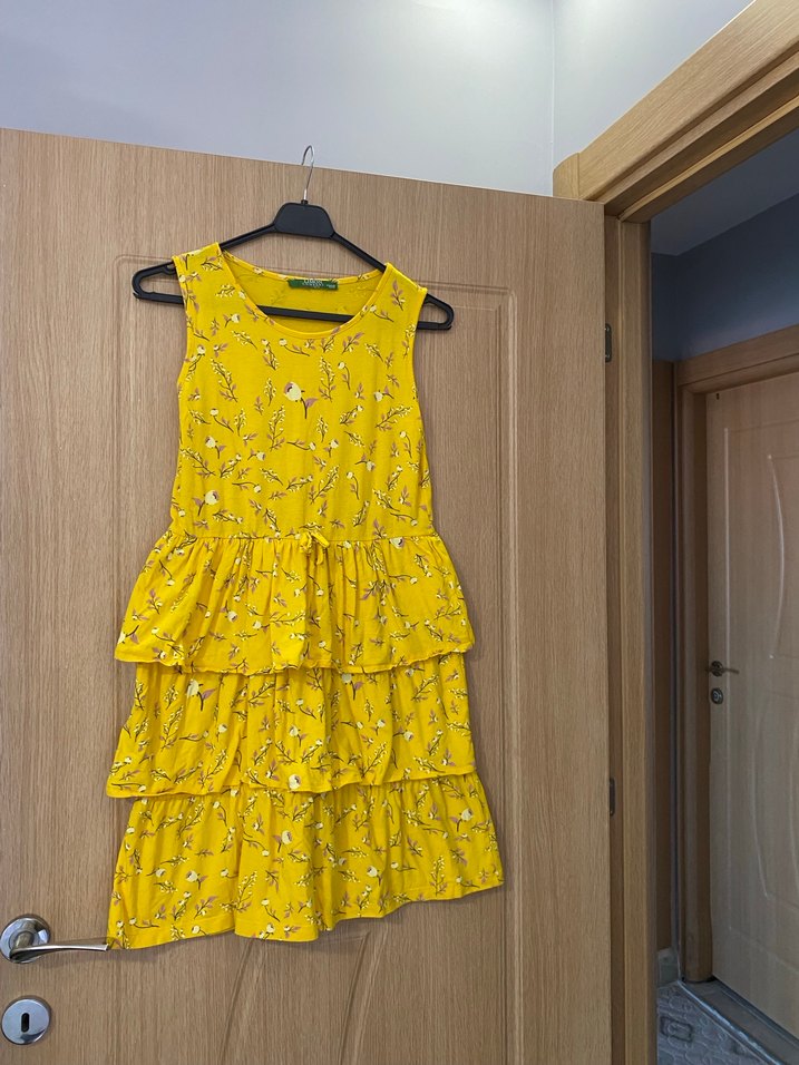 Sarı Renkli Kolsuz Kız Çocuk Elbisesi - Görsel 3