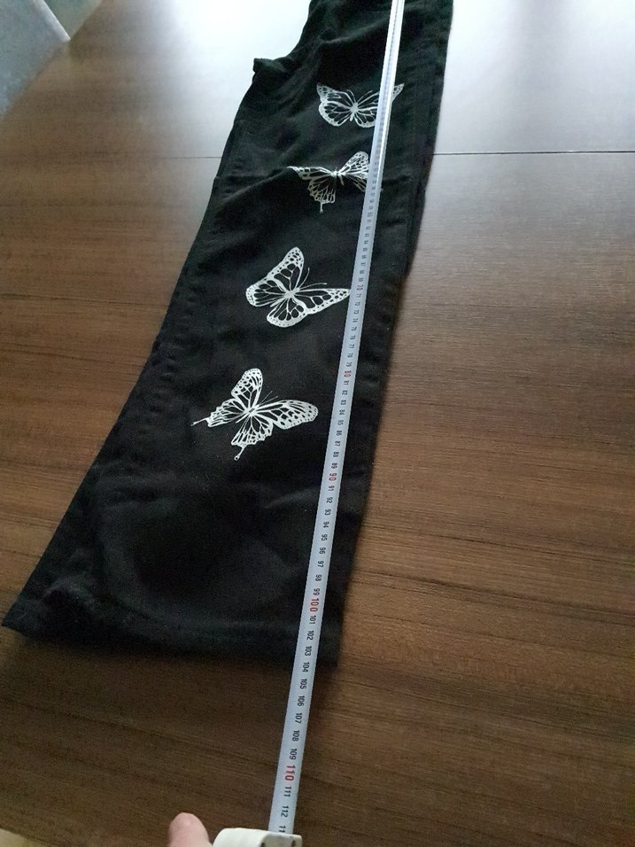 Kelebek Baskılı Siyah Bol Kesim Kadın Kot Pantolon - Görsel 5