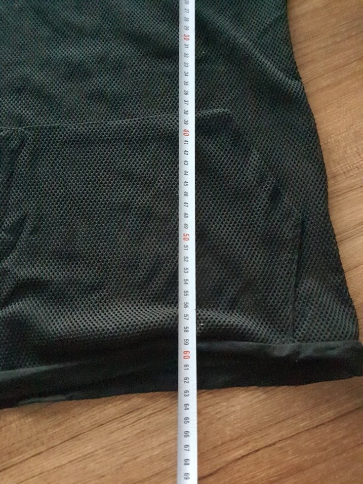 Siyah Kısa Kollu Kapüşonlu Kadın Tişört - Görsel 5