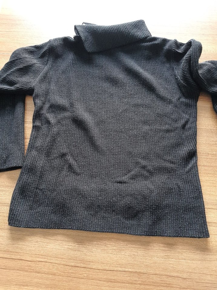 Tokalı Boğazlı Siyah Kadın Kazak - Görsel 4