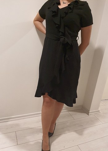 Siyah Fırfırlı V Yaka Uzun Kadın Mezuniyet Elbisesi - Görsel 5