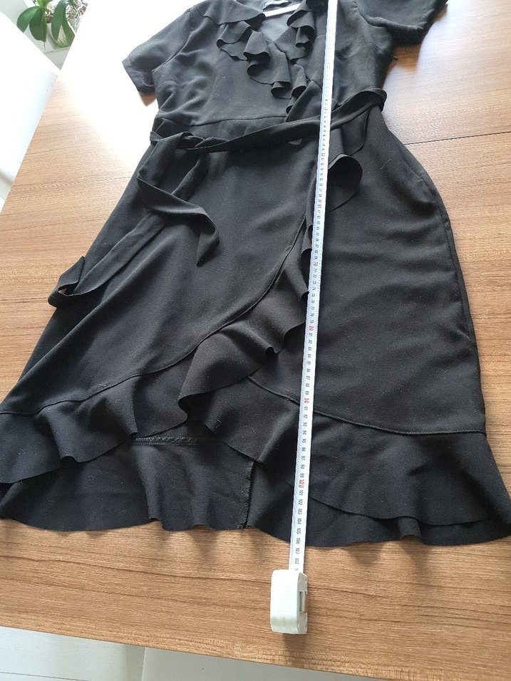 Siyah Fırfırlı V Yaka Uzun Kadın Mezuniyet Elbisesi - Görsel 3