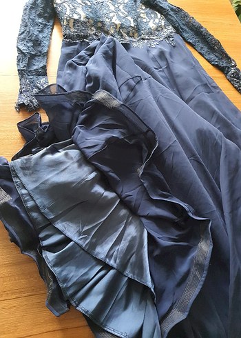 Dantel Detaylı Lacivert Uzun Abiye Elbise - Görsel 2