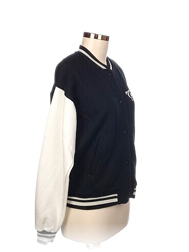 Pull and Bear Pull and Bear Bomber %70 İndirimli.