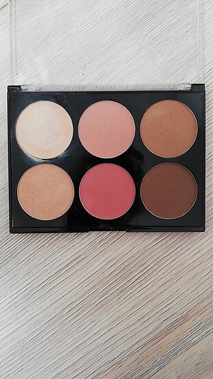 H&M H&m Kontür Allık highlighter far paleti