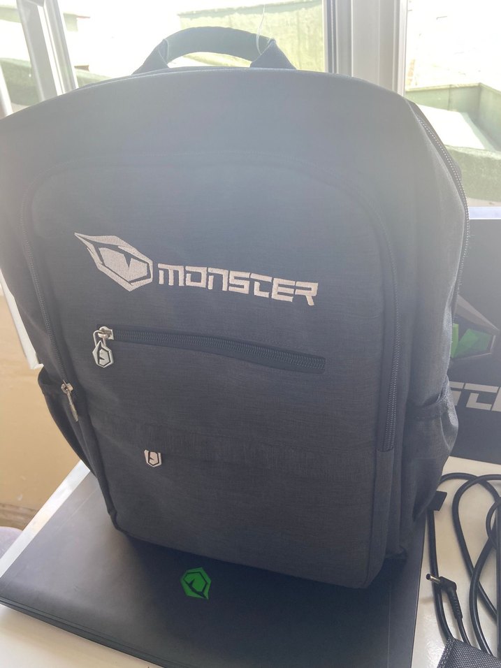 Siyah laptop - Görsel 4