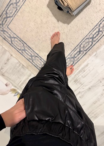 Düğmeli Siyah Deri pantalon - Görsel 3