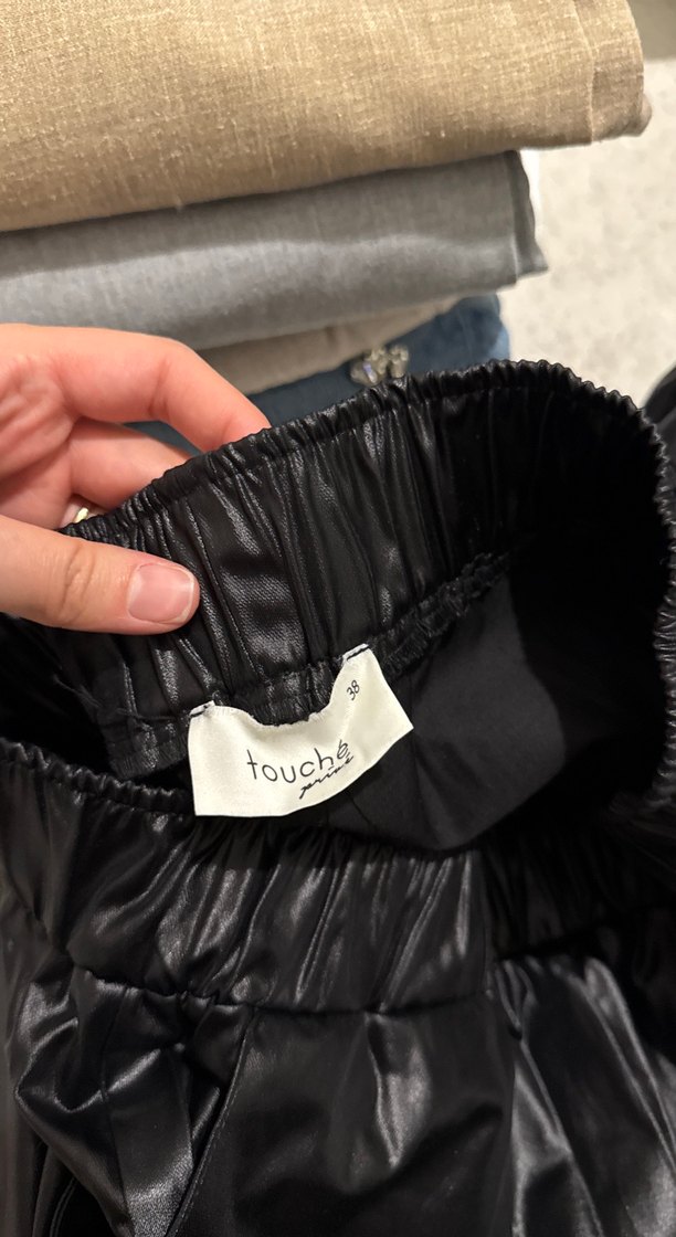 Düğmeli Siyah Deri pantalon - Görsel 5