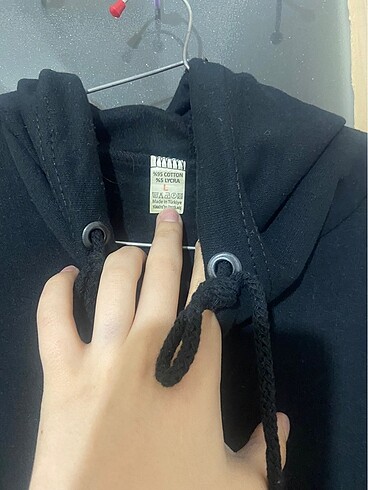 l Beden sweatshirt