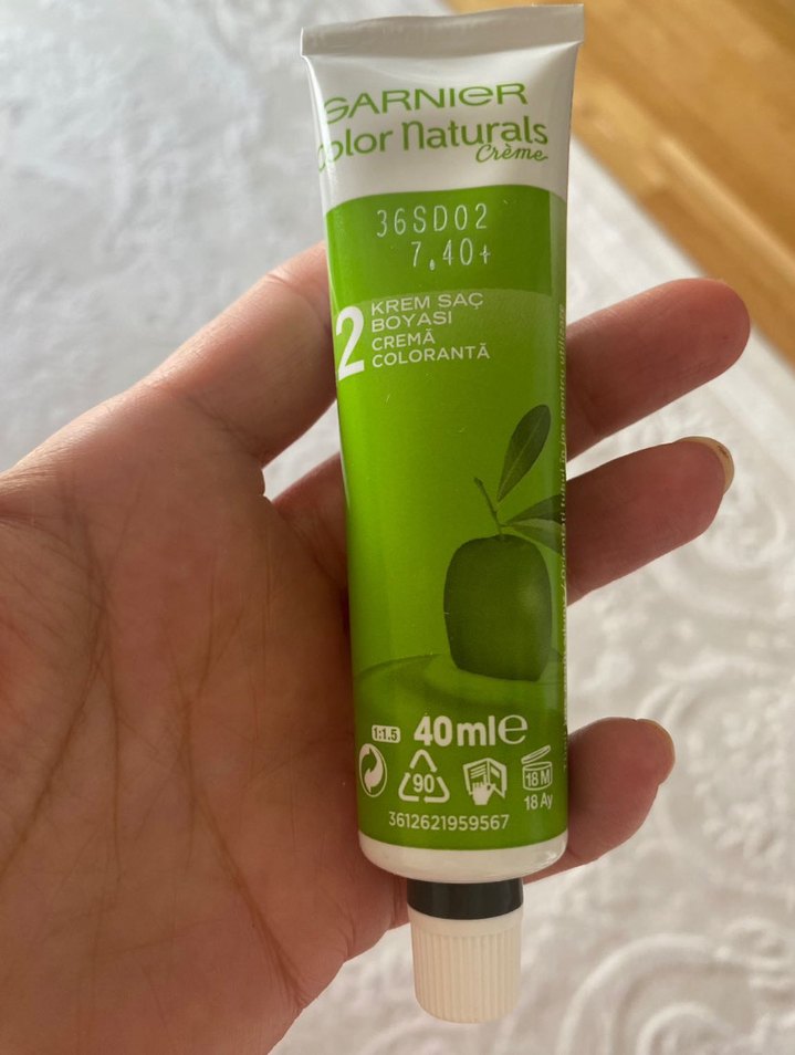 Garnier Color Naturals 7.40 Sultan Bakır Saç Boyası - Görsel 2