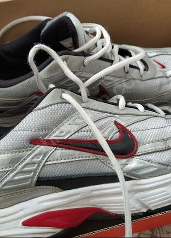 Nike gri spor ayakkabı 42 numara