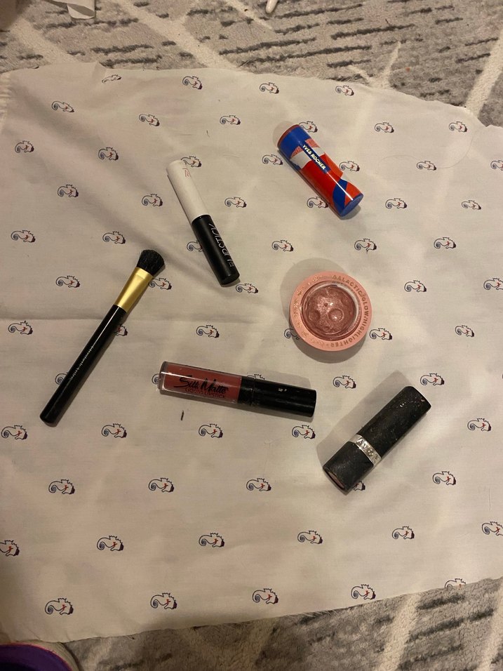 Pembe Ruj ve Makyaj  Seti - Görsel 2